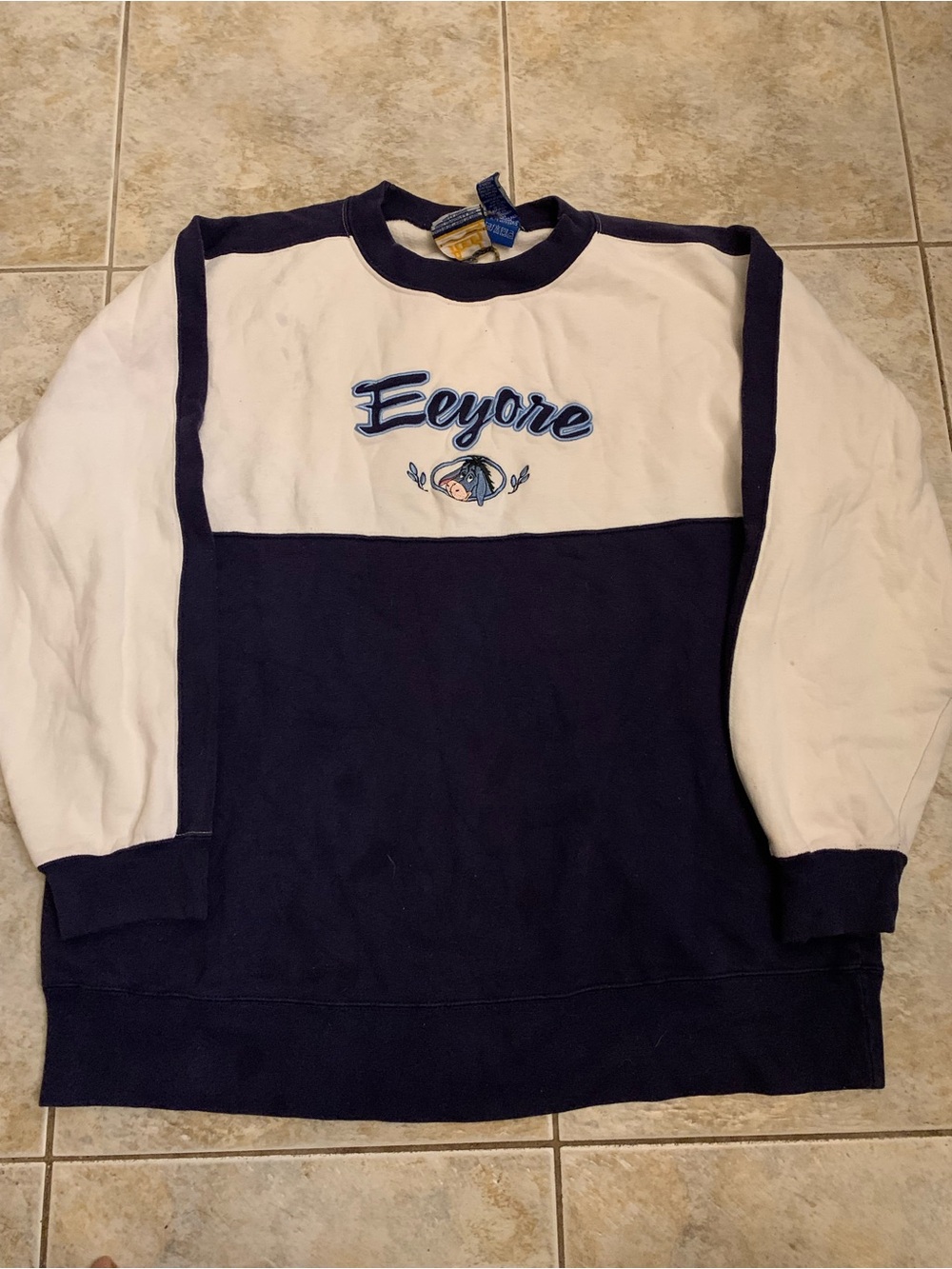 Vintage Disney Winnie The Pooh Eeyore Sweatshirt Large 1990s